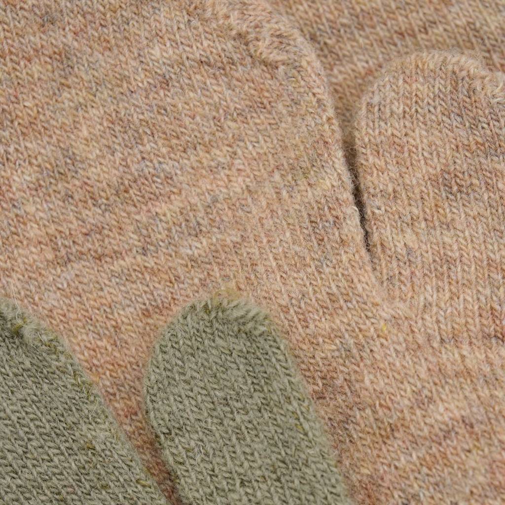 Magic Gloves (2)