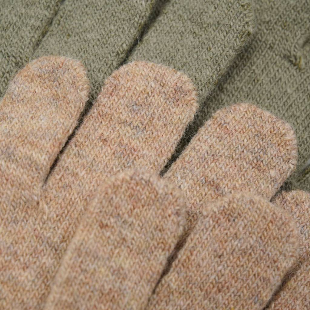 Magic Gloves (2)