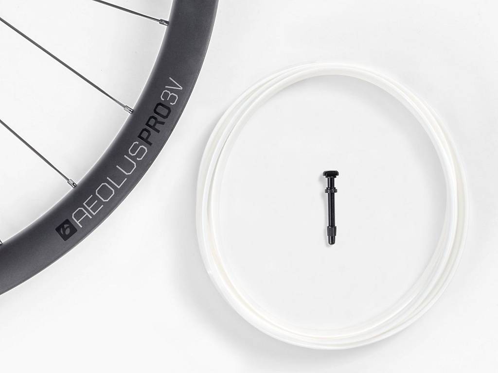 Gjörð aftur Aeolus Pro 3V TLR Disc