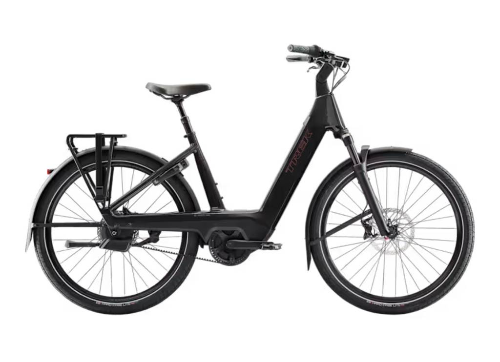 Forpöntun: Charter+ 5 Auto 800Wh Lowstep